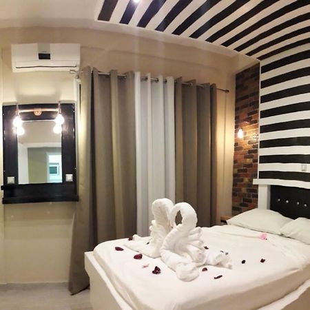 Jz Boutique Apartments Rhodes City Zewnętrze zdjęcie